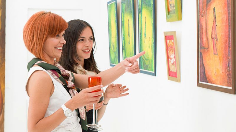 Top Tips and Tricks for Being an Art Dealer